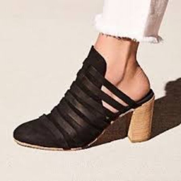 Free People Shoes - Free People Byron Black Leather Strappy High Vamp Block Heel Mules Women's 9